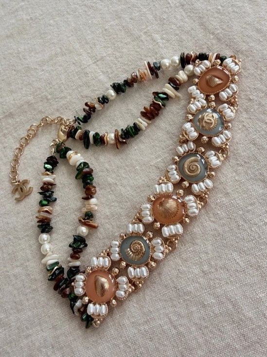 CHANEL Jewelry - Chanel Beaded Statement Choker Necklace in Brown & Gold